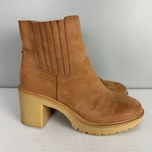 Universal Threads Chunky Heel Katrina Ankle Boots Cognac Brown Suede Women Sz 10